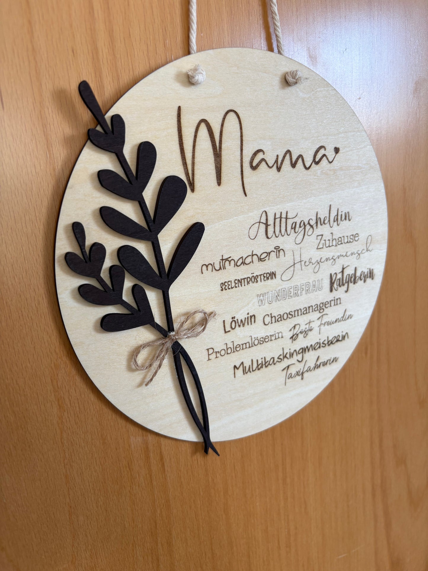 Wooden Sign "Mama" – Mother's Day gift, made of linden wood, 25 cm – handmade