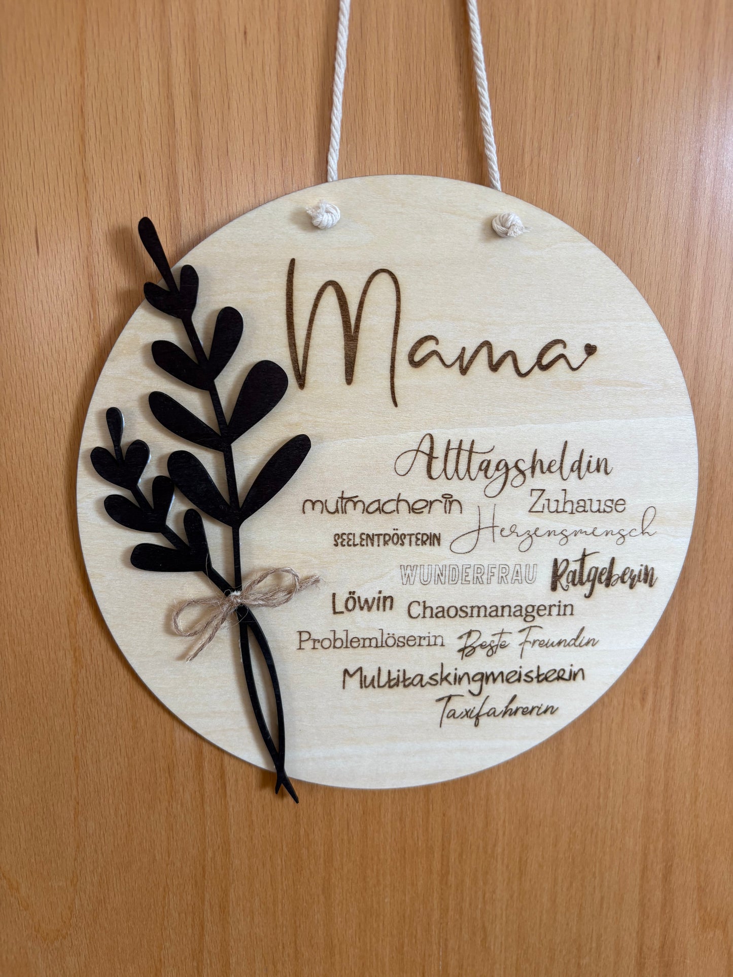 Wooden Sign "Mama" – Mother's Day gift, made of linden wood, 25 cm – handmade